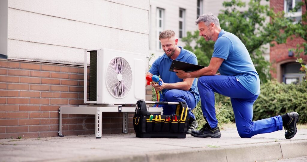 Industrial Air Conditioning Technician. HVAC Cooling System Repair